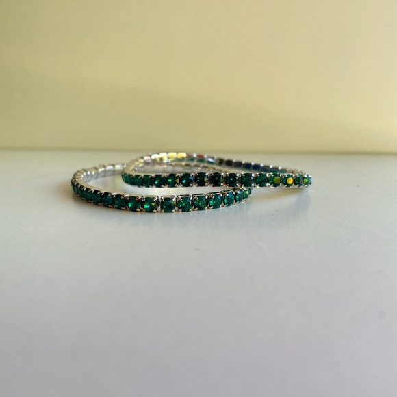 Swarovski Emerald Green Stretch Bracelet Set of 2 - Picture 3 of 5